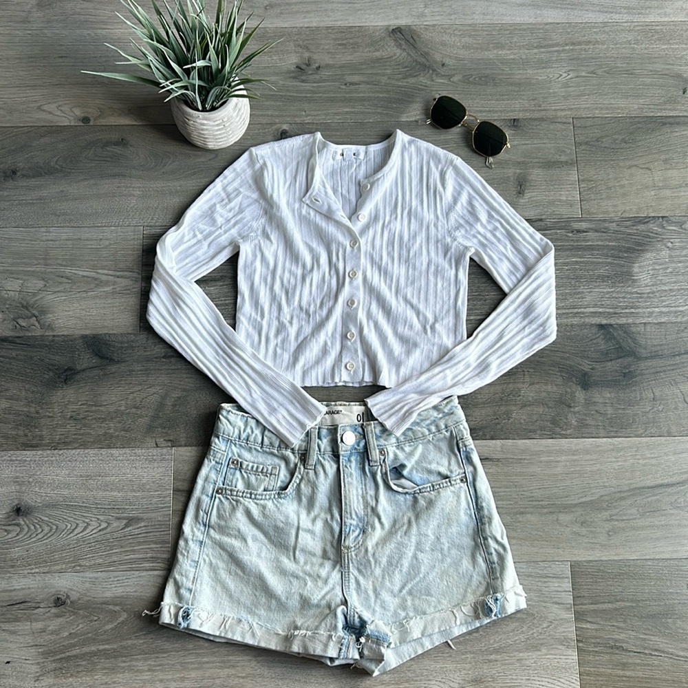 Garage Cropped Button-Up Top
